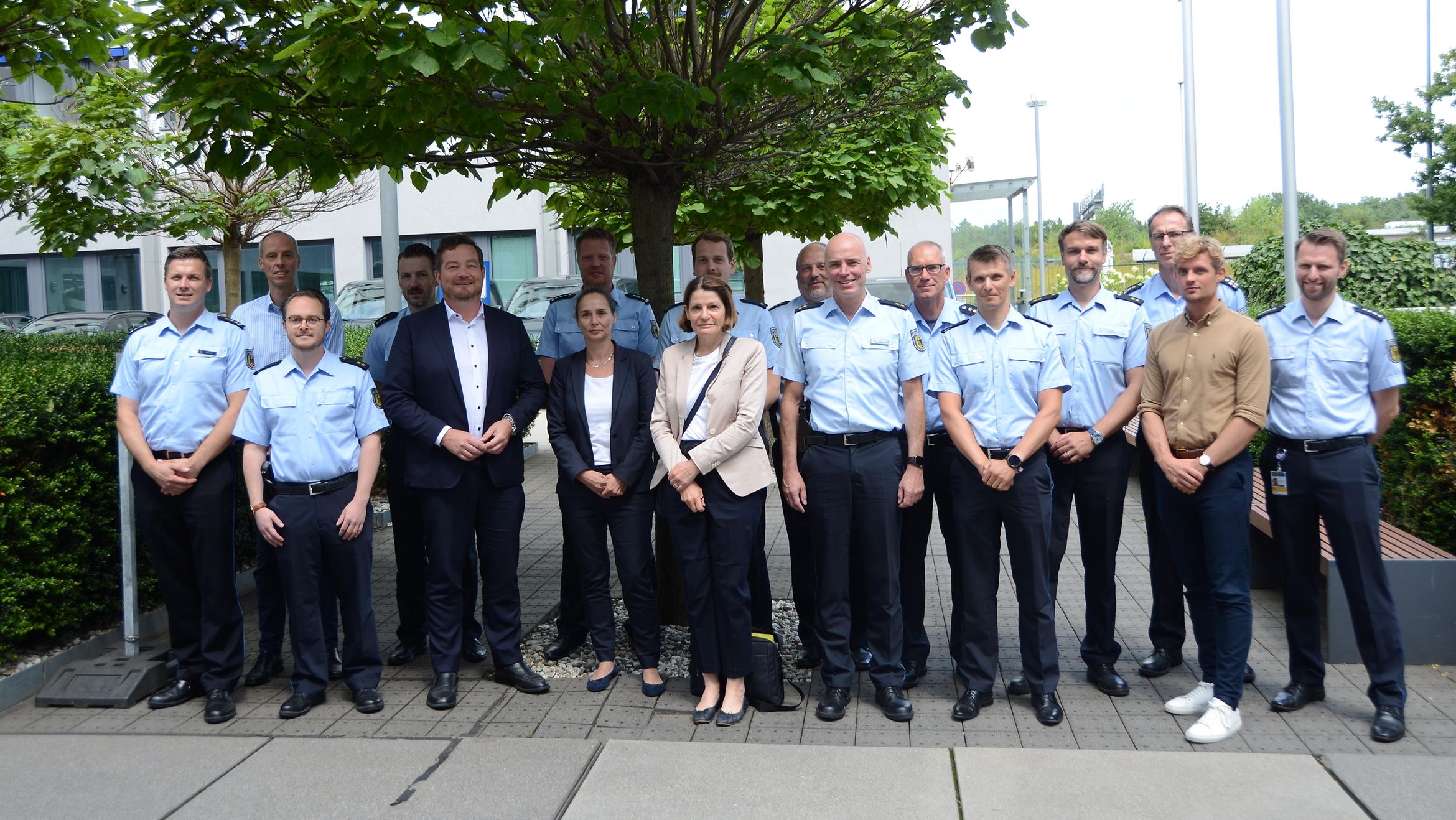 Liegenschaft Der Bundespolizeidirektion Flughafen Frankfurt Am Main www.bundestag.de