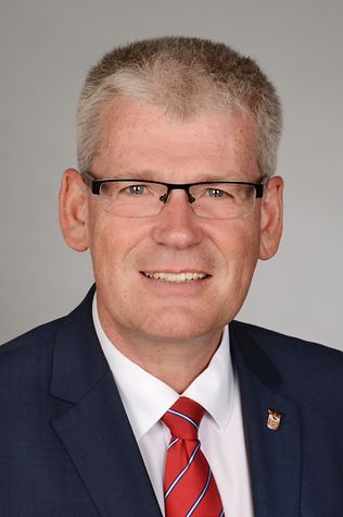 Helmut Kleebank