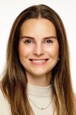 Vanessa-Kim Zobel