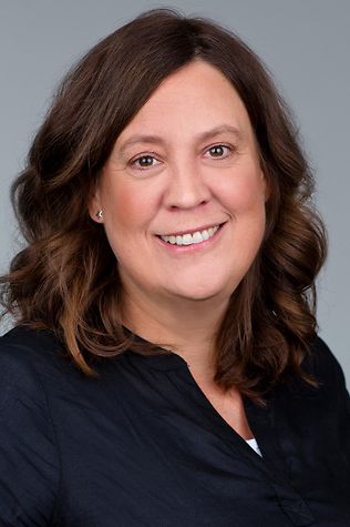 Julia-Christina Stange