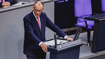 Deutscher Bundestag - Generalaussprache: Heftige Kontroverse zwischen Alice Weidel und Kanzler Merz