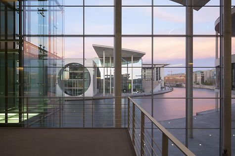 Bundestag berät Kinderrechte im Netz