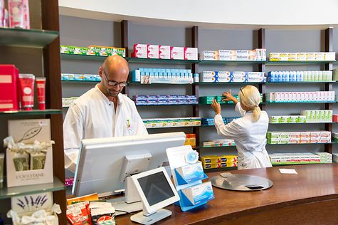 Deutscher Bundestag - Bundestag entscheidet über Apothekenreform