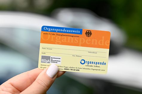 Deutscher Bundestag - Emotionale Aussprache über Widerspruchslösung bei der Organspende