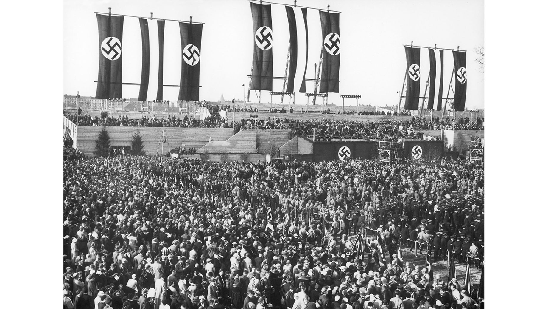 Was Kennzeichnete Den Ns Staat Eine Politik Deutscher Bundestag - Machtübernahme der Nationalsozialisten