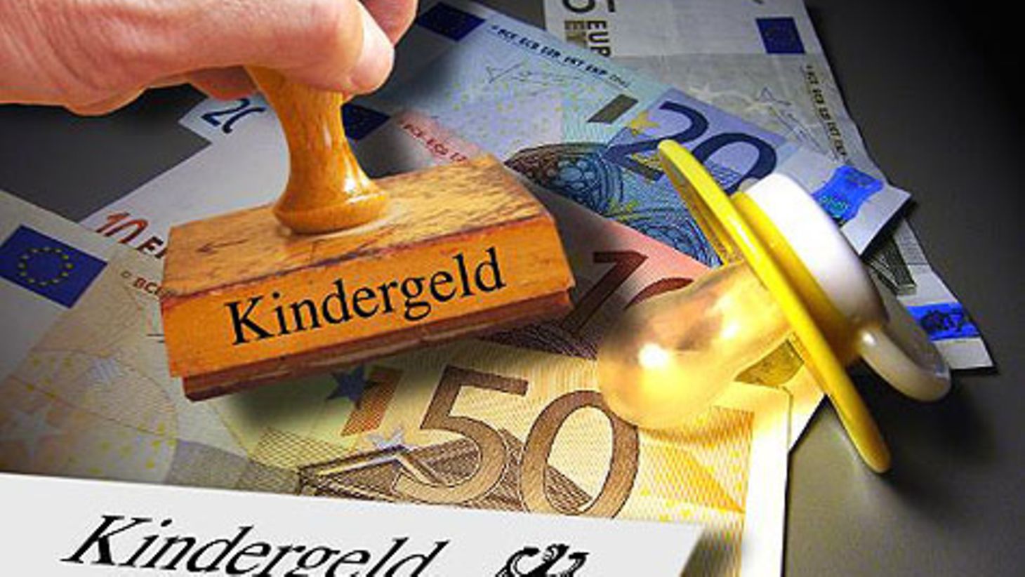 Deutscher Bundestag - Elterngeld und Kindergeld