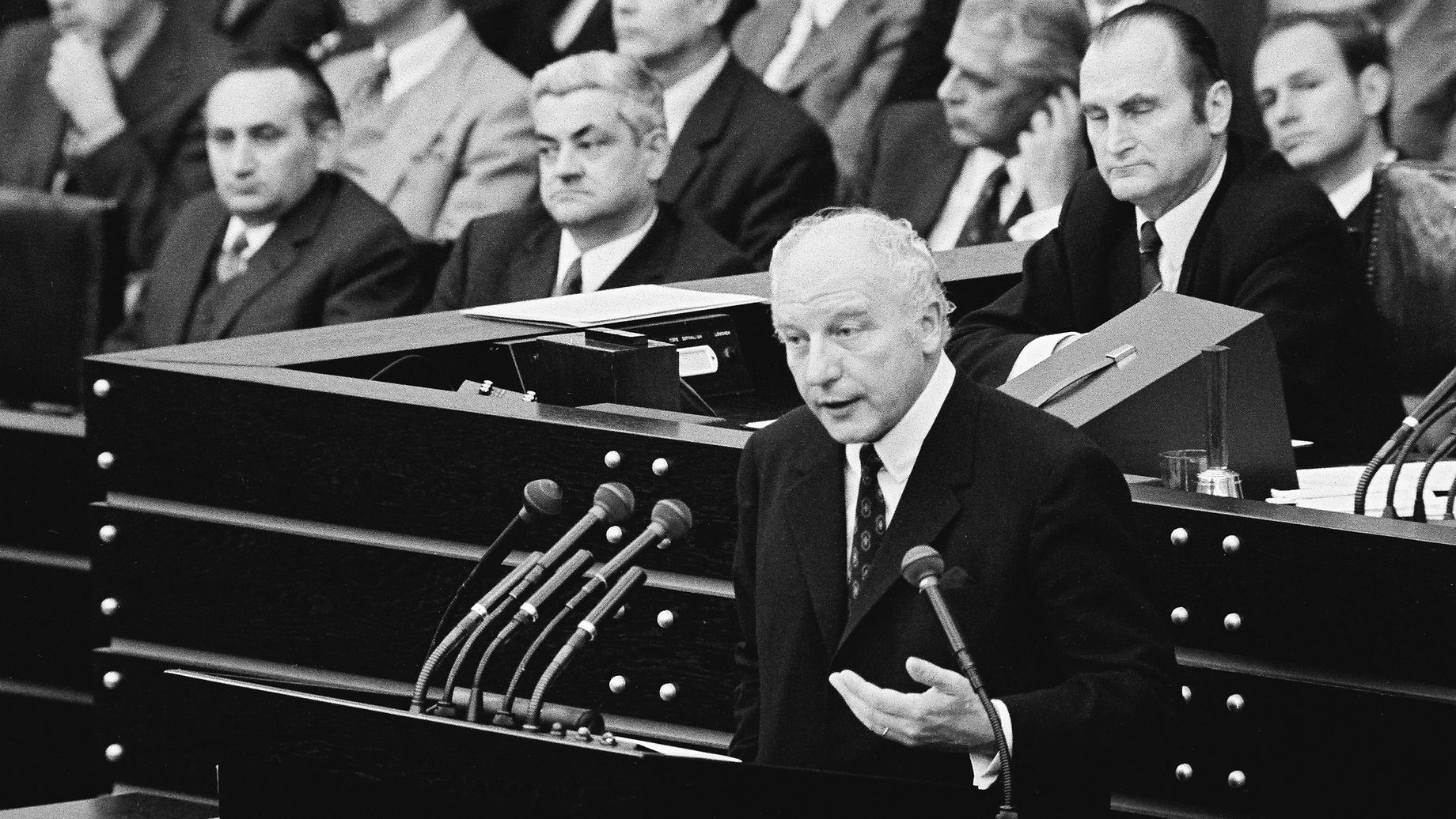 Welcher Politiker Steht Für Die Ostverträge www.bundestag.de