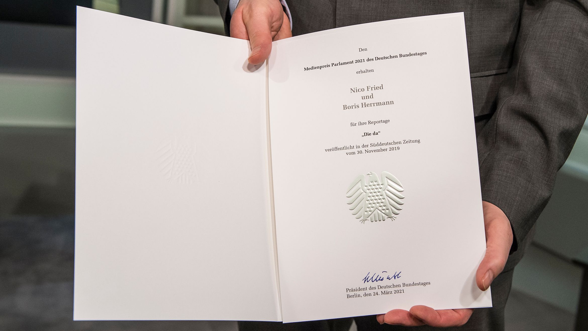 Deutscher Bundestag Schäuble verleiht Medienpreis Parlament an Nico