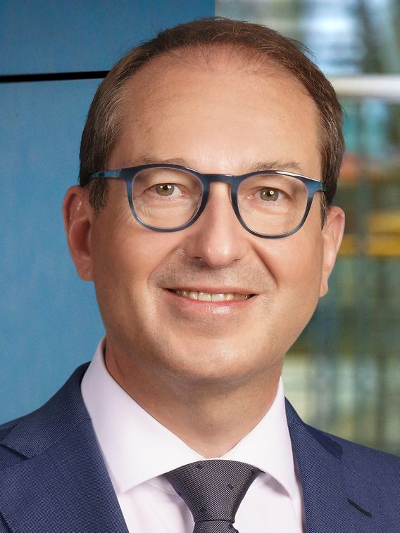 deutscher-bundestag-alexander-dobrindt