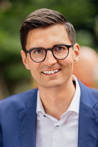 deutscher-bundestag-sepp-m-ller