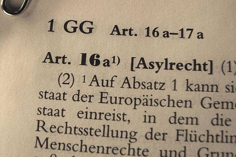 Deutscher Bundestag Oppositionsanträge zu Ausreisepflichten im