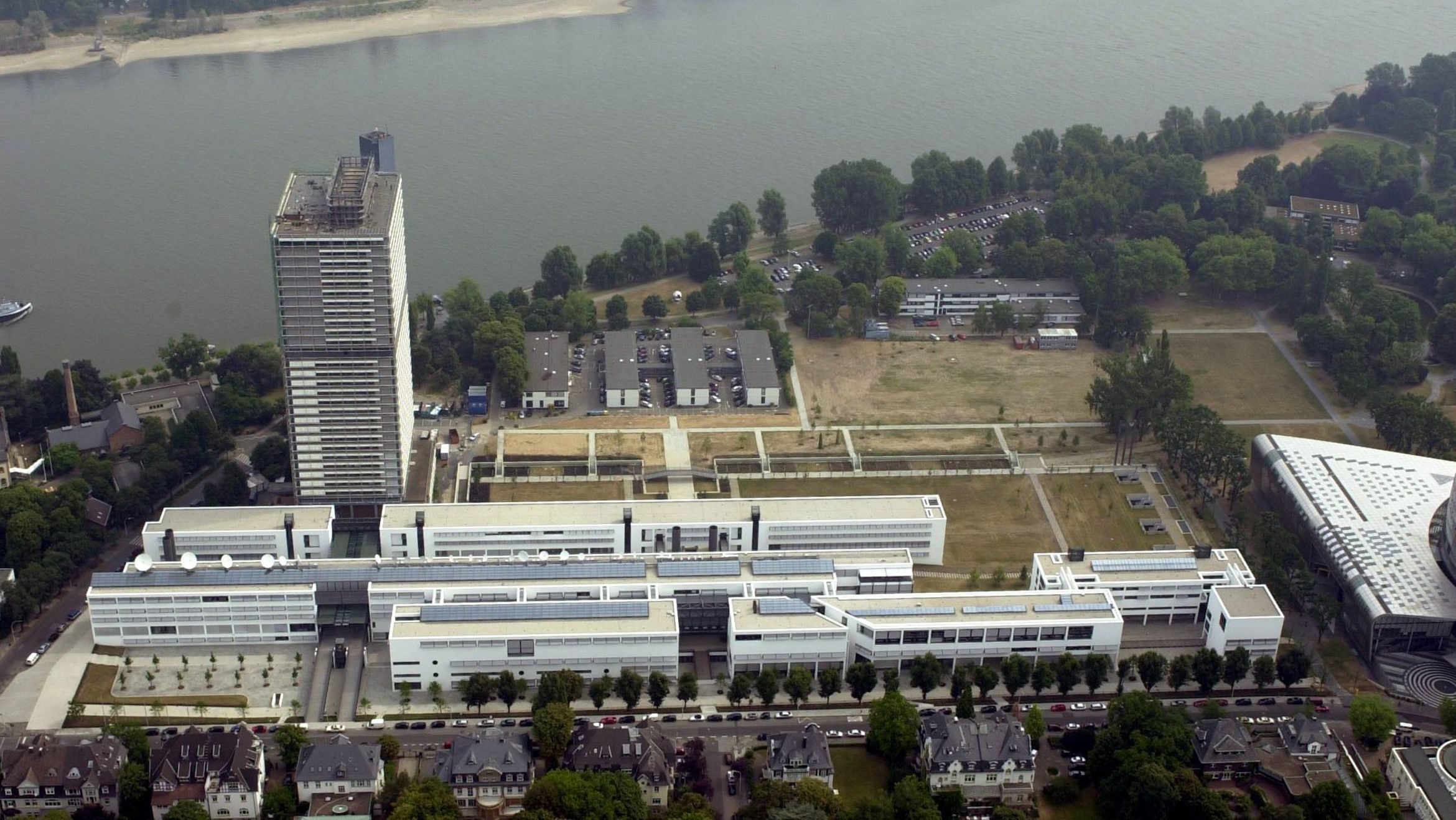 Deutscher Bundestag Behnisch und SchürmannBau